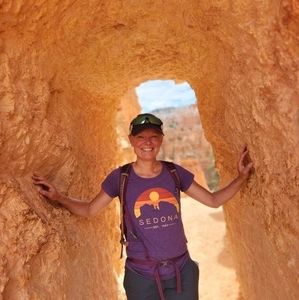 Meet your Posher, Kelly